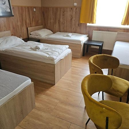 אוסטרבה Hotel Taurus מראה חיצוני תמונה