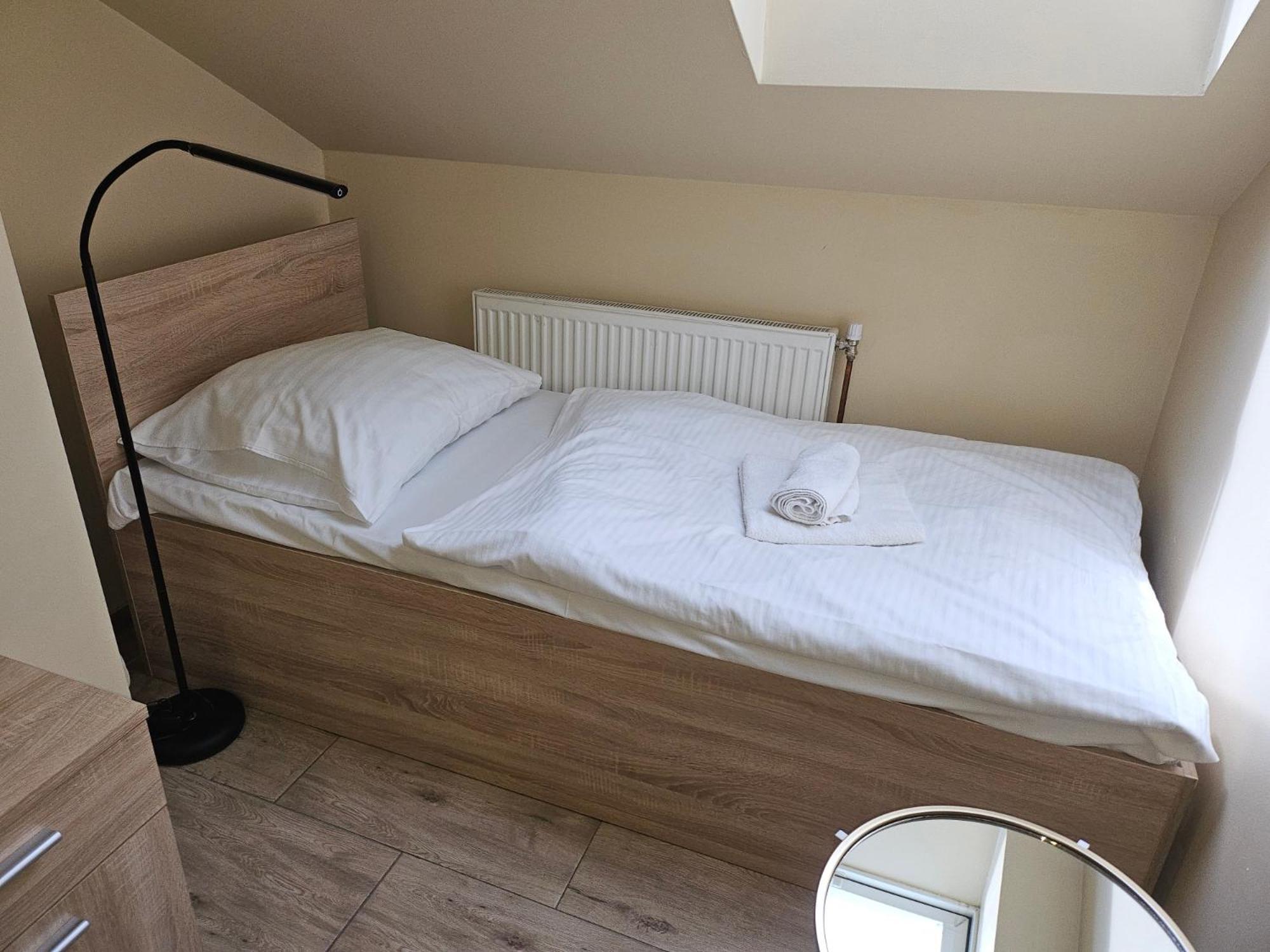 אוסטרבה Hotel Taurus מראה חיצוני תמונה